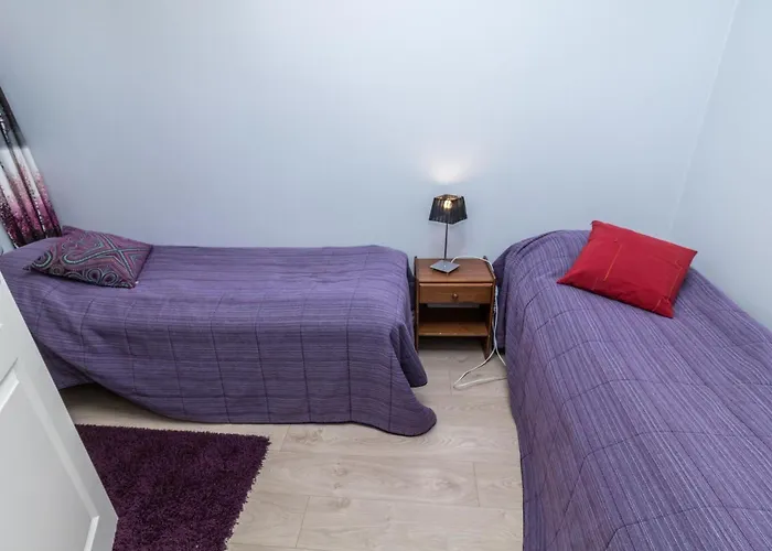 Kotomaenty 2 By Interhome Рука